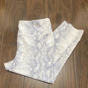 Nine West Gray and White Snakeskin Crop  Leggings
